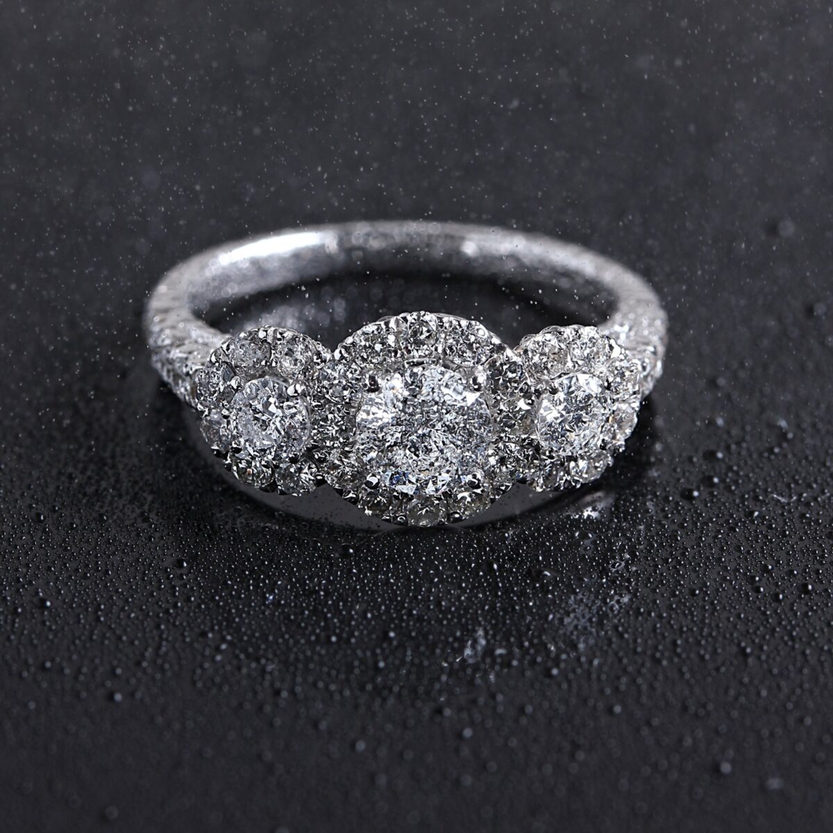 Jewellers - Μονόπετρο δακτυλίδι Trinity με μπριγιάν