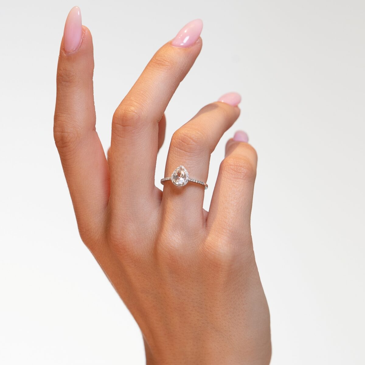 Jewellers - Δακτυλίδι Ροζέτα με Λευκό Τοπάζι και μπριγιάν